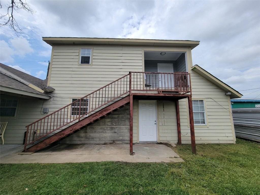 3115 Havner Ln #4 - Photo 3 of 13