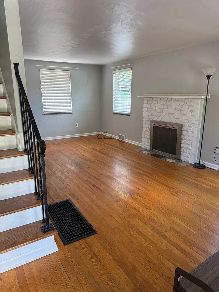 11831 Joan Dr - Photo 2 of 20