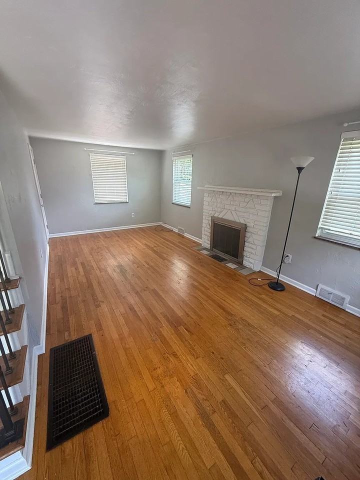 11831 Joan Dr - Photo 3 of 20