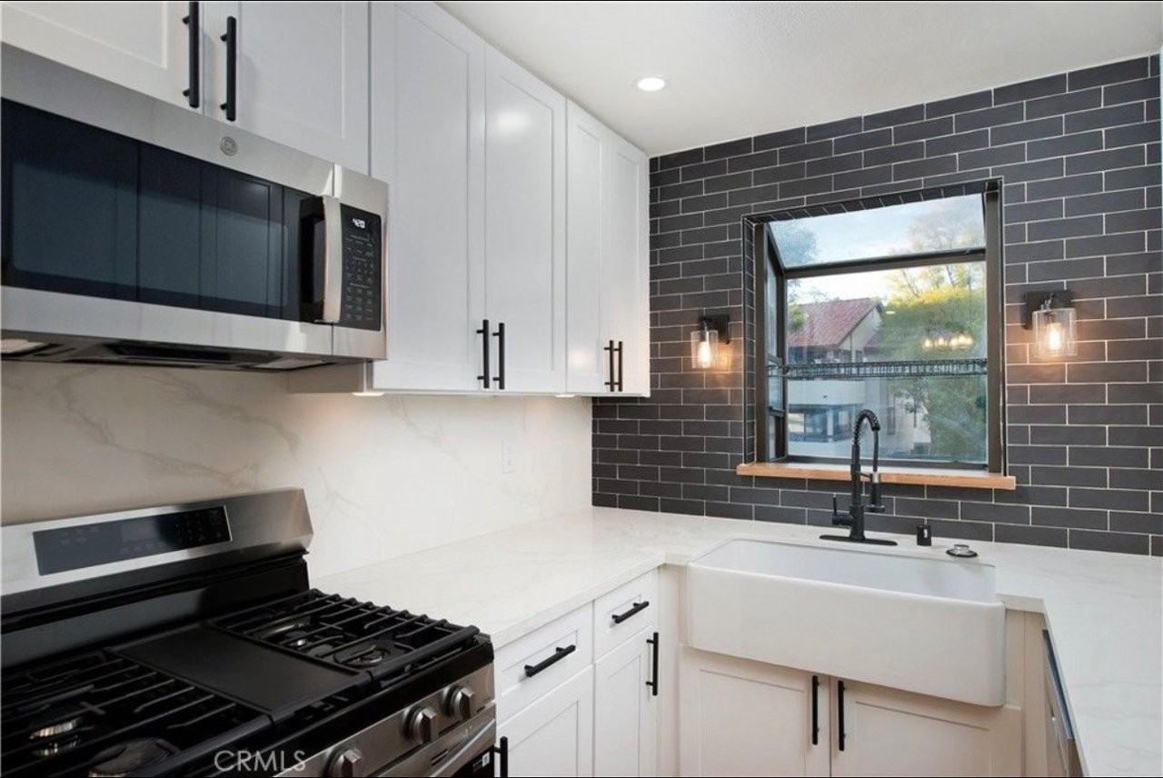18028 Saratoga Way #557 - Photo 4 of 17