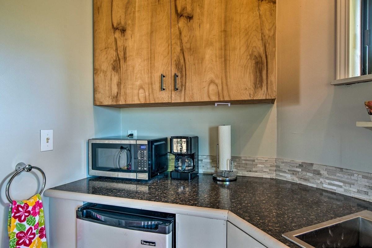 2979 Kaiwiki Rd - Photo 7 of 11