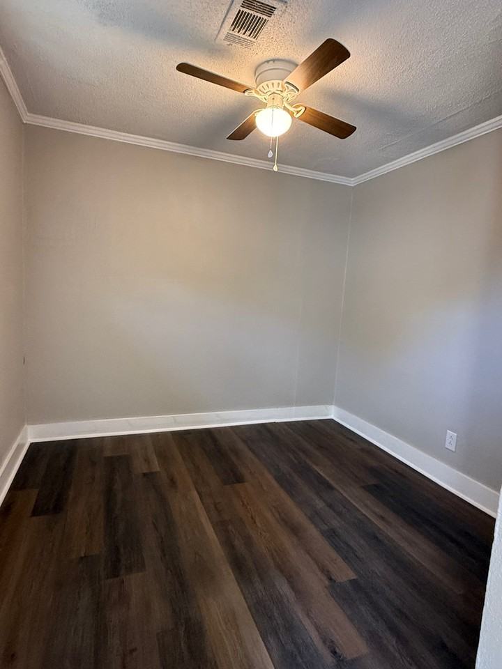106 Molette St #A - Photo 5 of 11