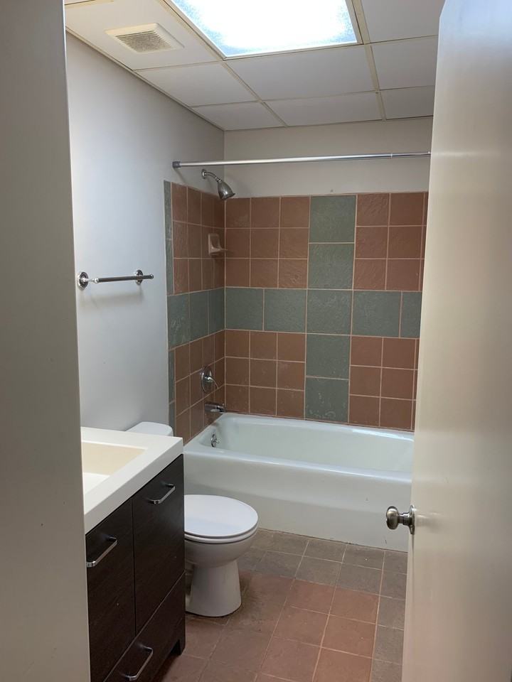 57 W Vine St #102 - Photo 3 of 4