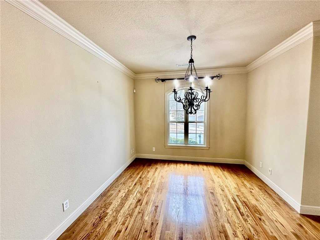 6507 W Valley View Rd - Photo 5 of 39