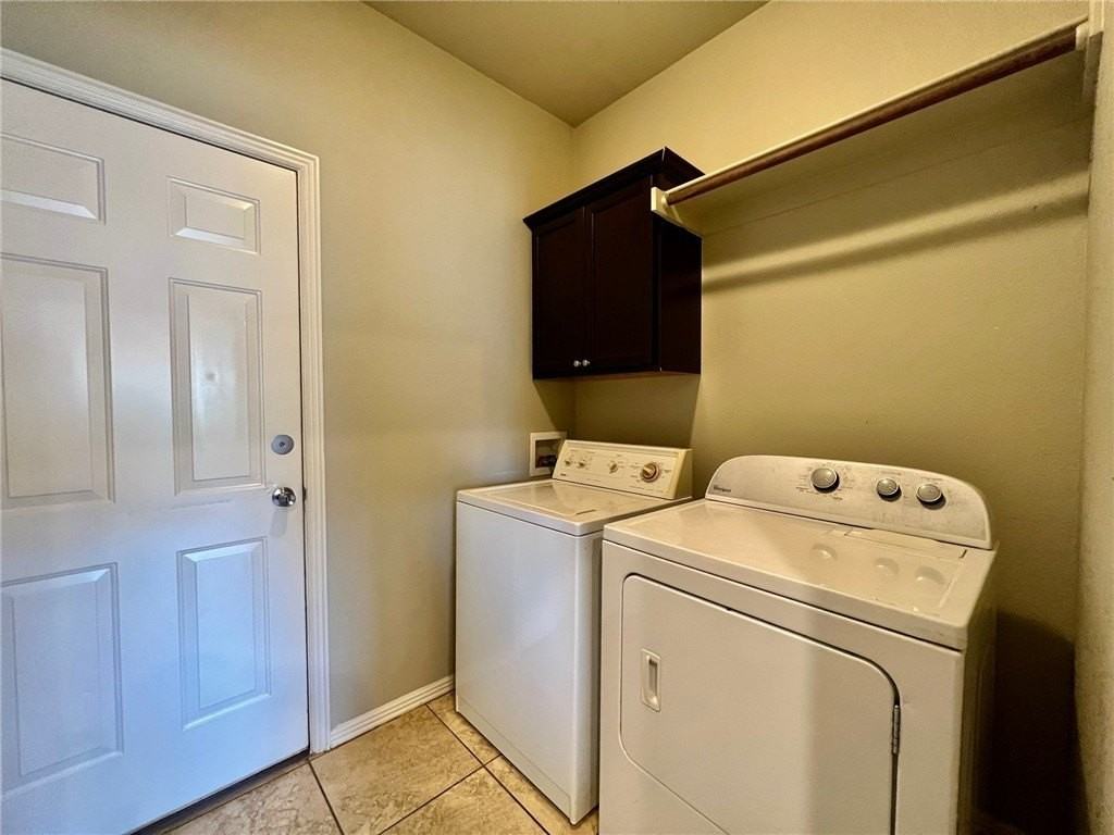 1276 S Blue Willow Ave - Photo 6 of 15