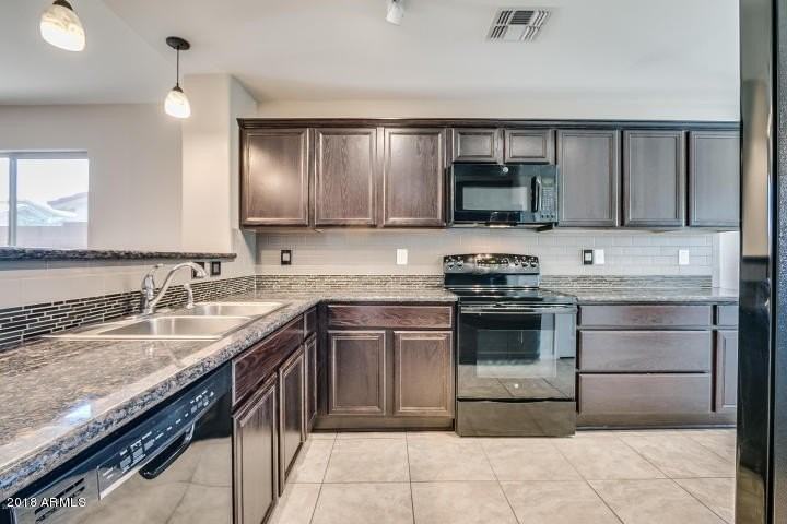 2193 E Stacey Rd - Photo 2 of 15