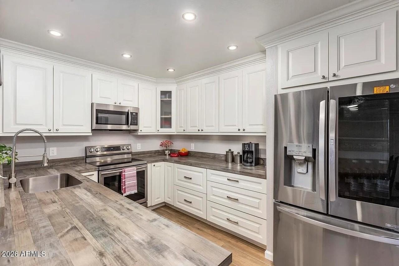 5402 E Windsor Ave #17 - Photo 3 of 20