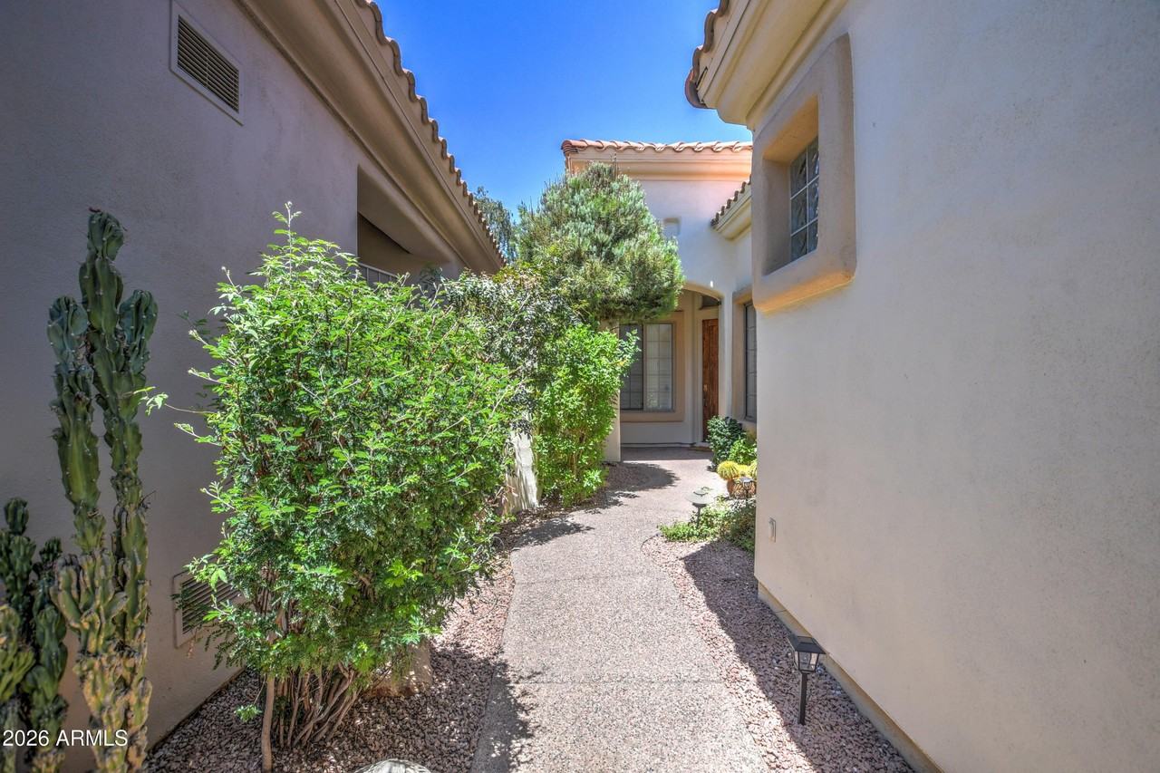 7910 E Cholla St - Photo 6 of 50