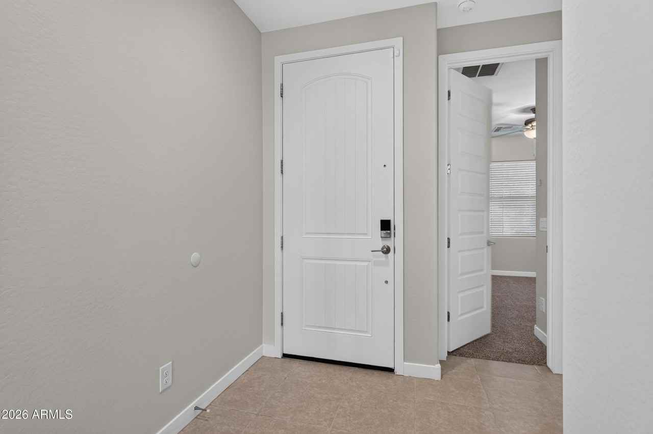 3737 S 64th Ln - Photo 5 of 46