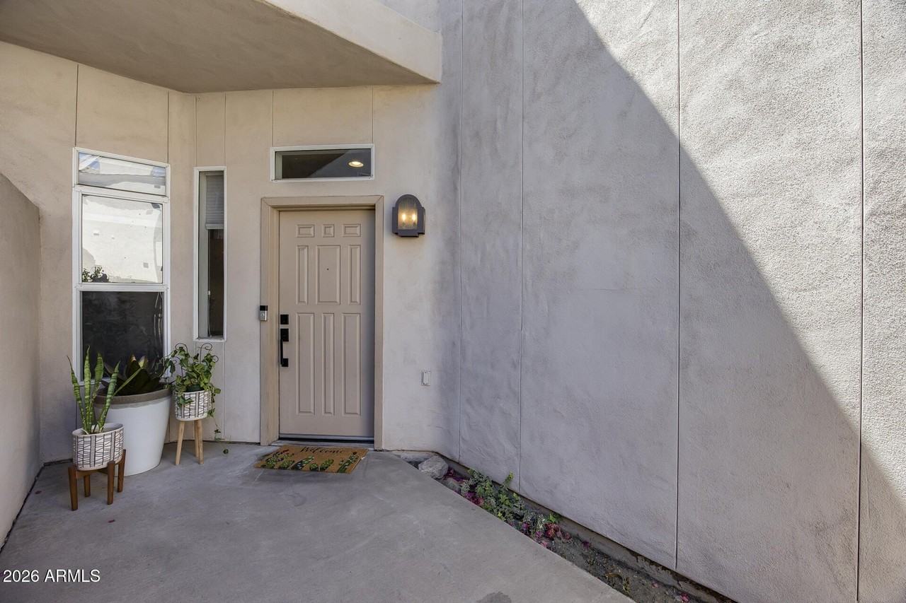1747 E Northern Ave #117 - Photo 4 of 33