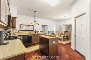 1515 Bluefield Ct - Photo 7 of 22