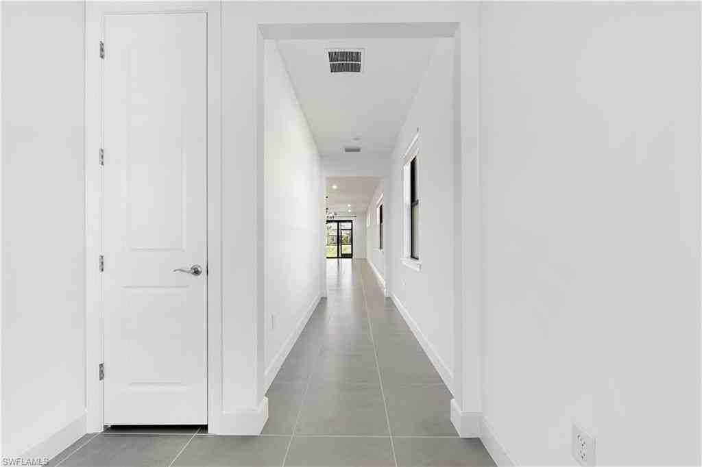 19226 Hinkley Dr - Photo 7 of 43