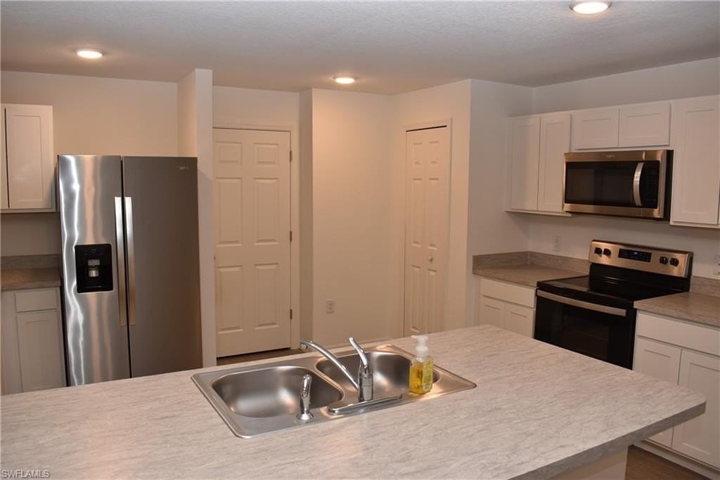 18080 Dublin Ave - Photo 3 of 26