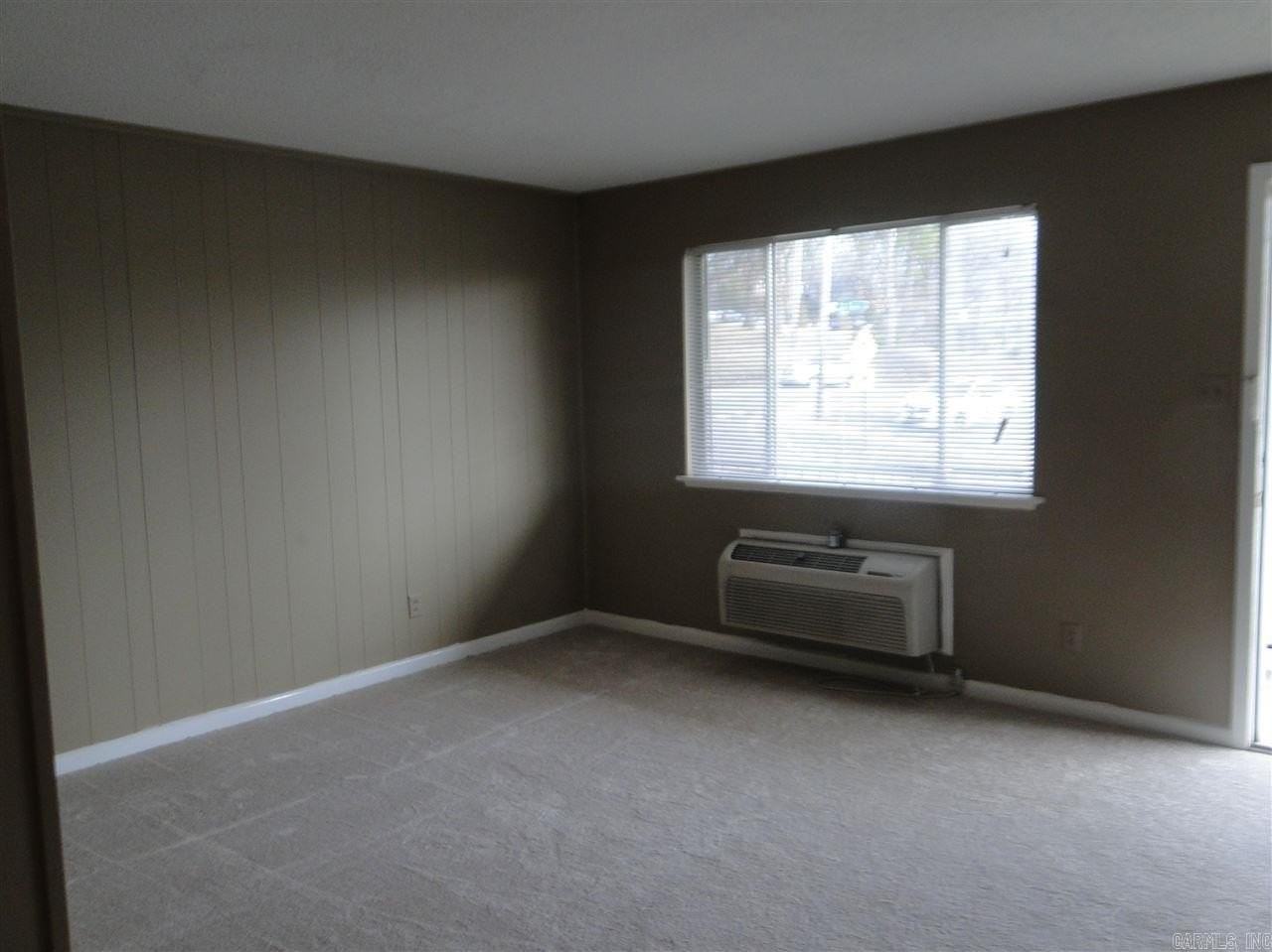 5101 H St - Photo 4 of 9