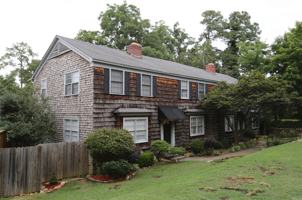 featured image of 813 Beechwood St