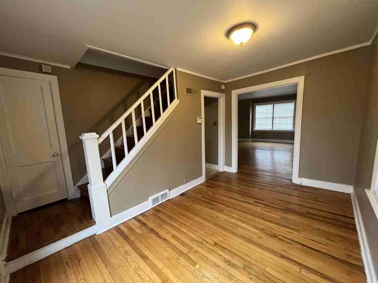813 Beechwood St - Photo 6 of 23