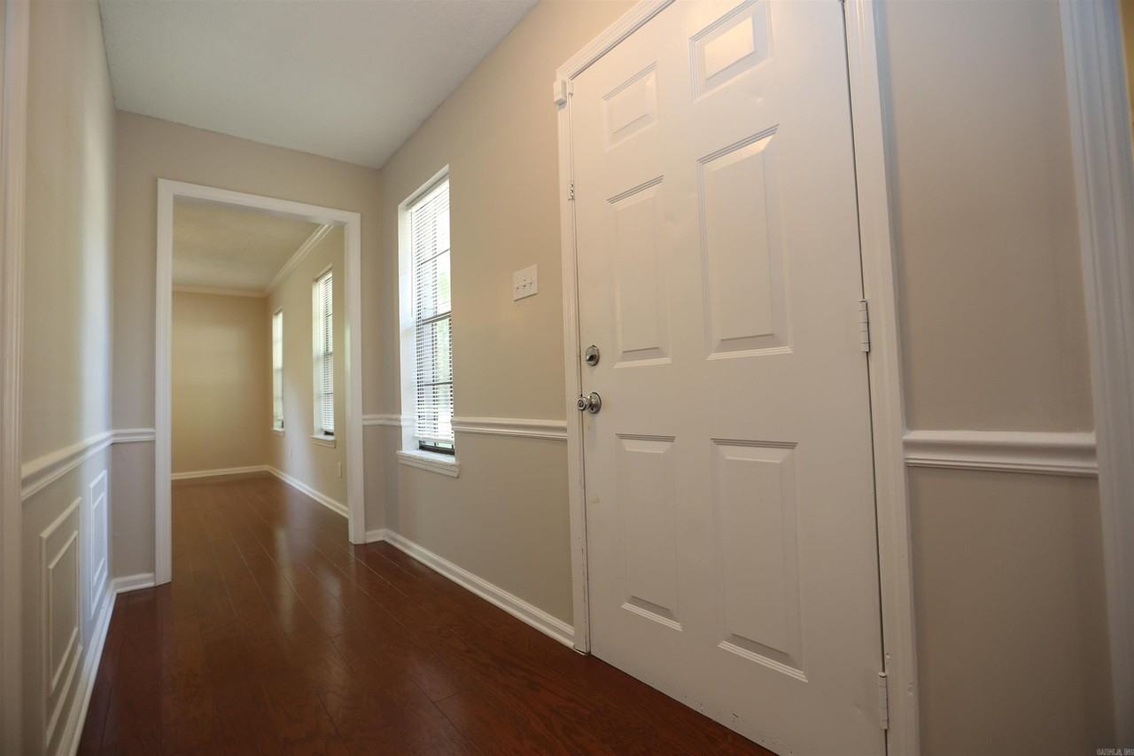 12406 Colleen Dr - Photo 3 of 39