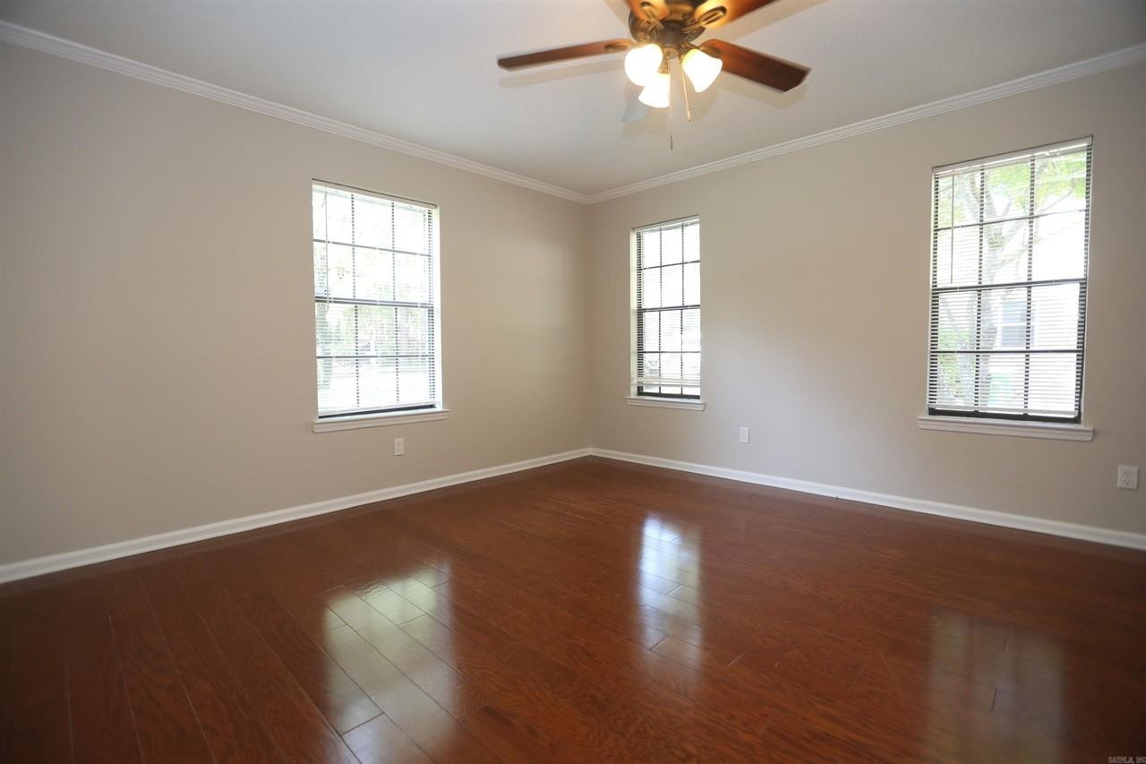 12406 Colleen Dr - Photo 5 of 39