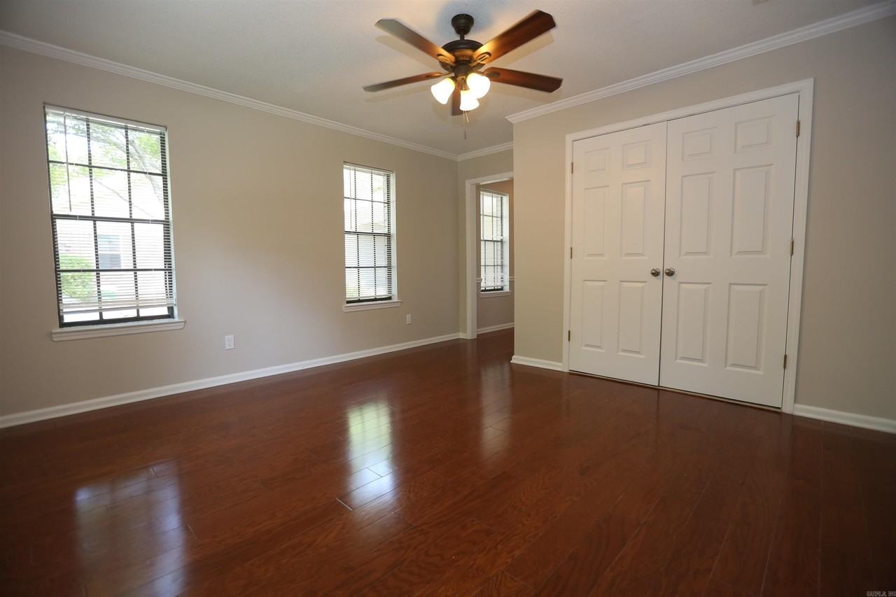 12406 Colleen Dr - Photo 6 of 39