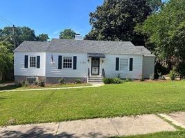 featured image of 1710 Springer St