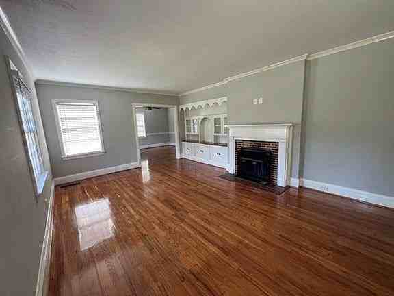 1710 Springer St - Photo 2 of 21