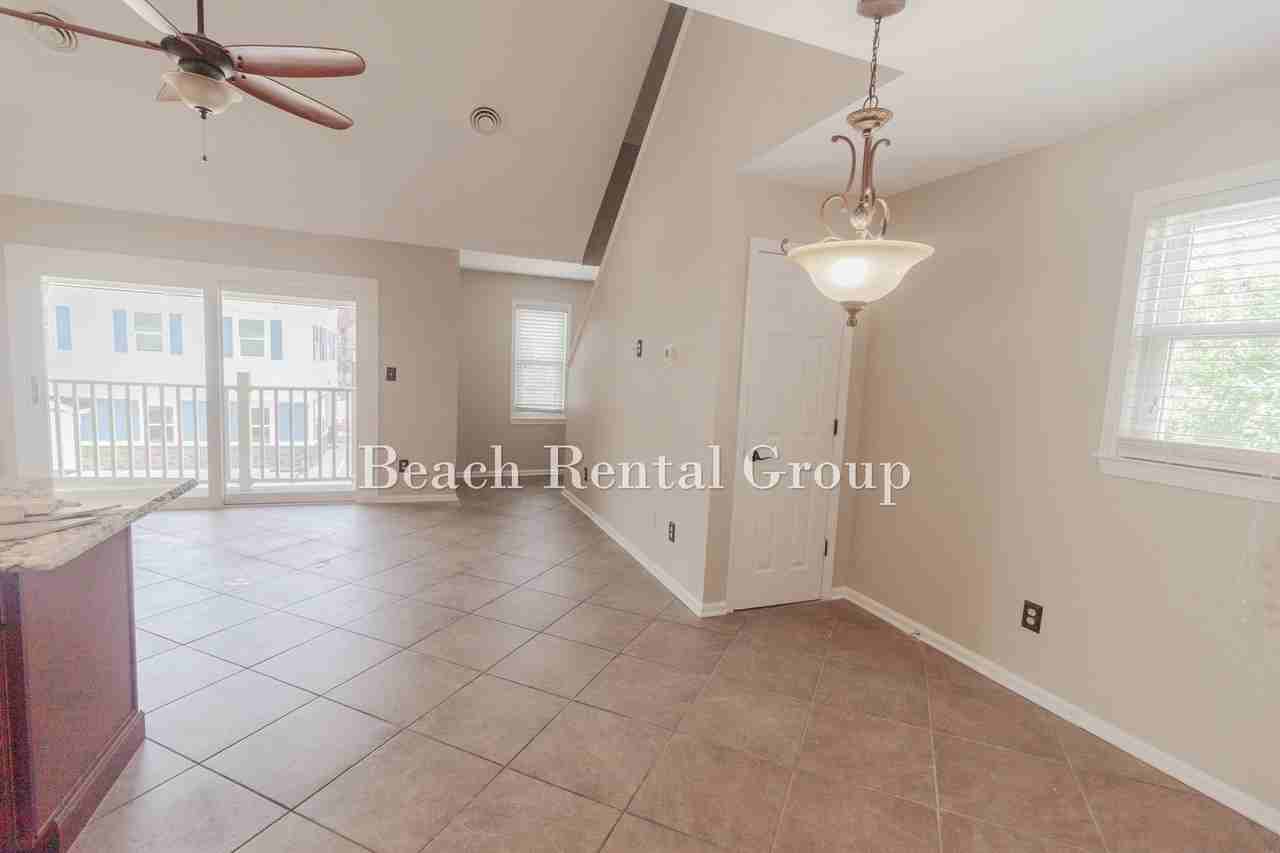 2010 Sand Dunes Dr #201 - Photo 7 of 25