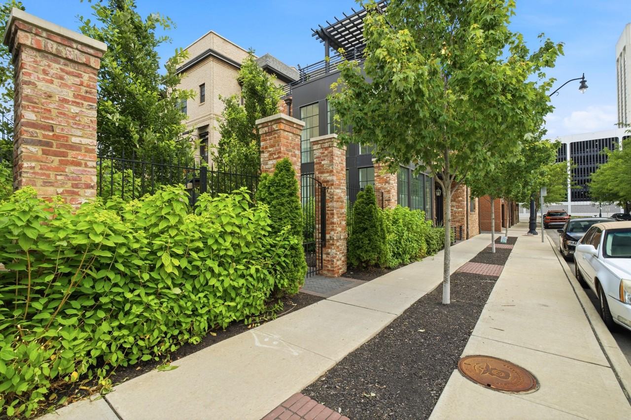 84 Normandy Ave #G52 - Photo 4 of 32