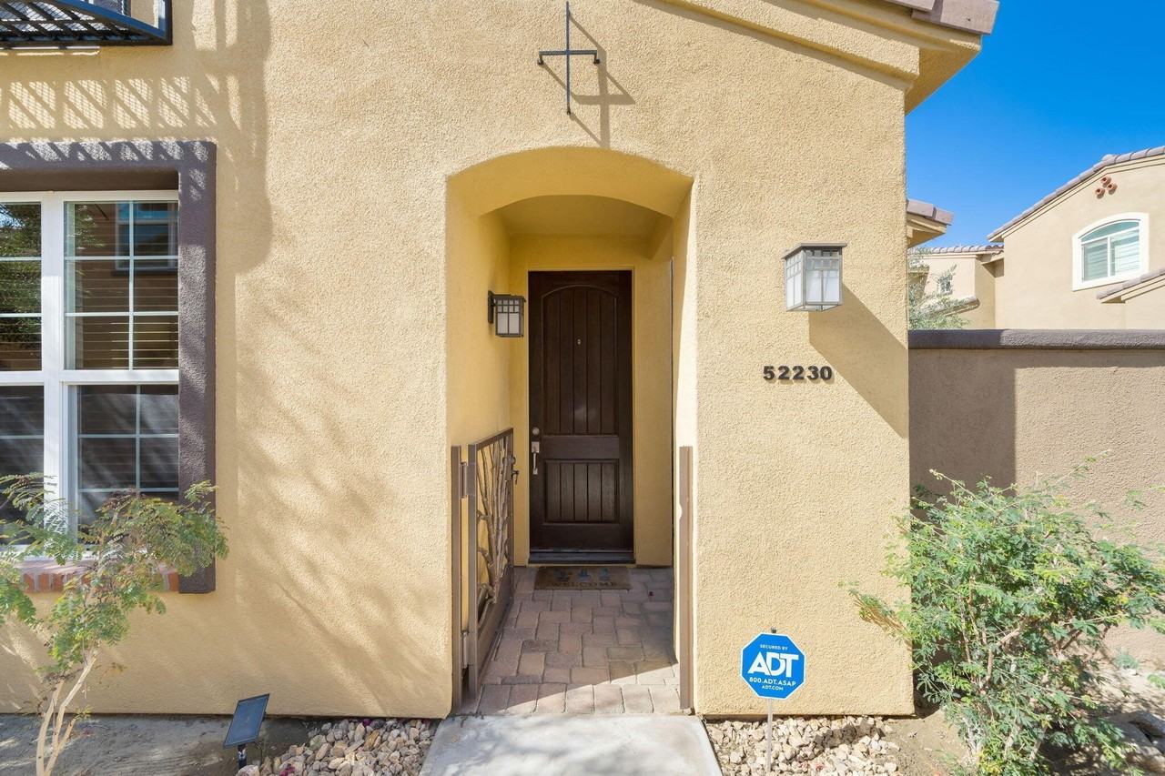 52230 Desert Spoon Ct - Photo 4 of 50