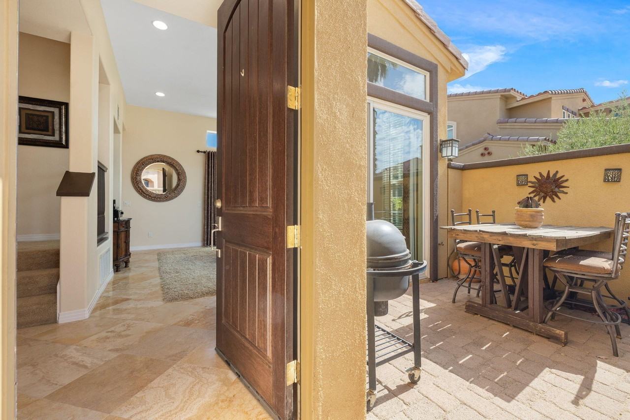 52230 Desert Spoon Ct - Photo 5 of 50