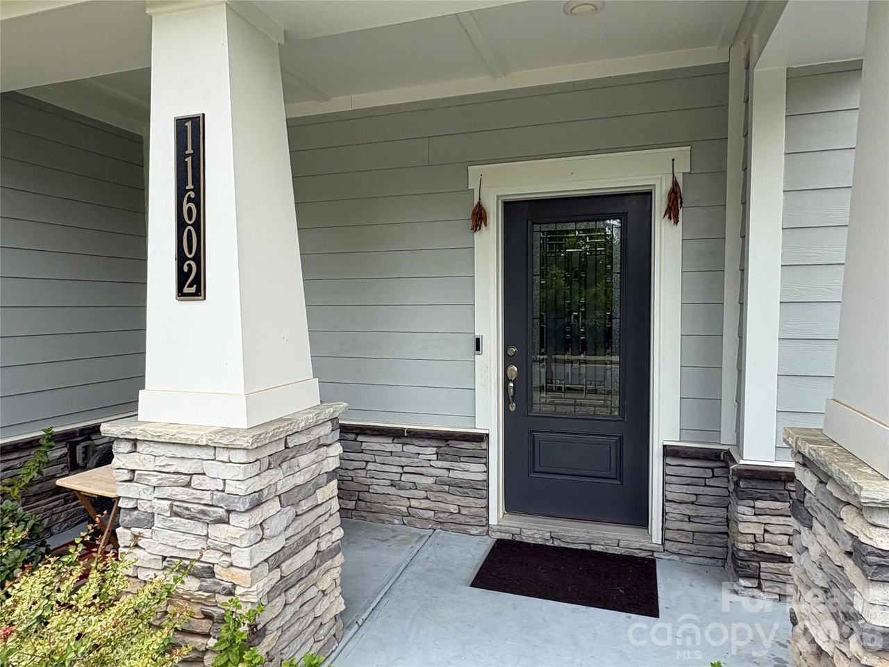 11602 Clems Branch Dr - Photo 4 of 44
