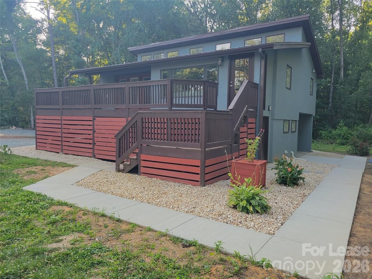 6702 Woodlawn Ln - Photo 2 of 20