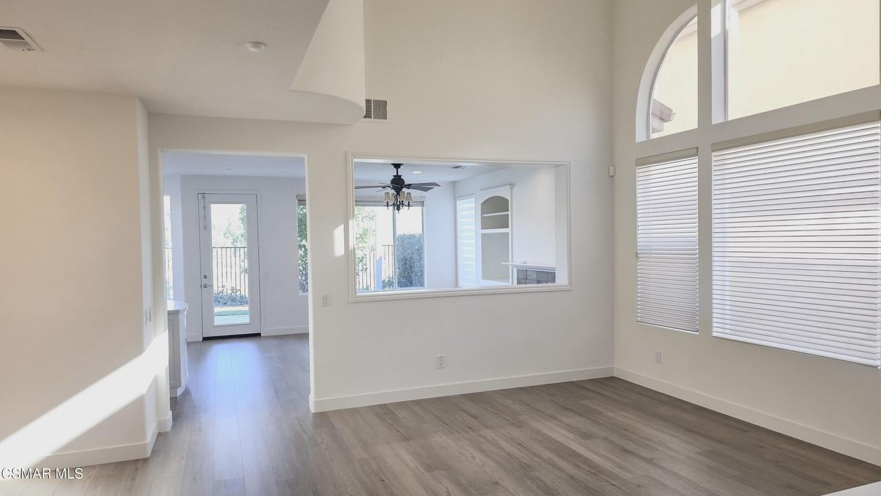 3058 Blazing Star Dr - Photo 6 of 34