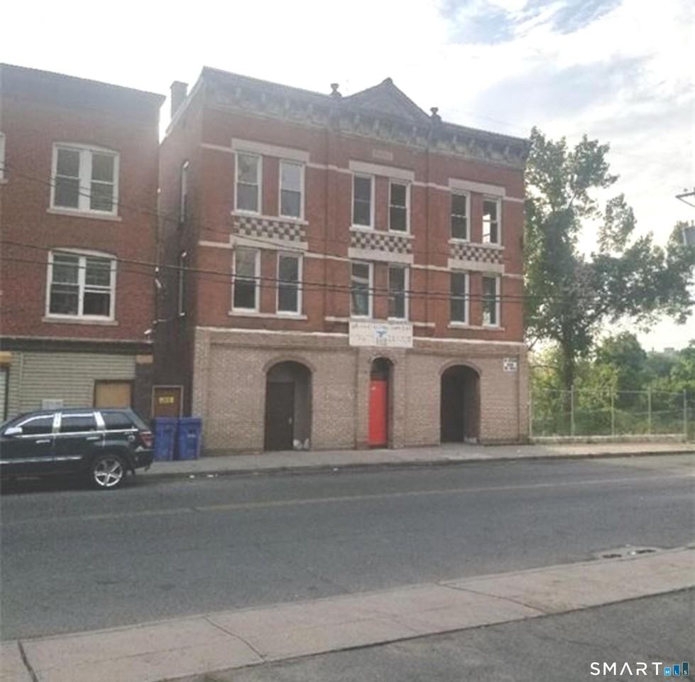 332 Baldwin St #2R - Photo 2 of 12