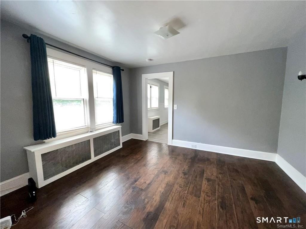1105 Hillside Ave - Photo 2 of 15