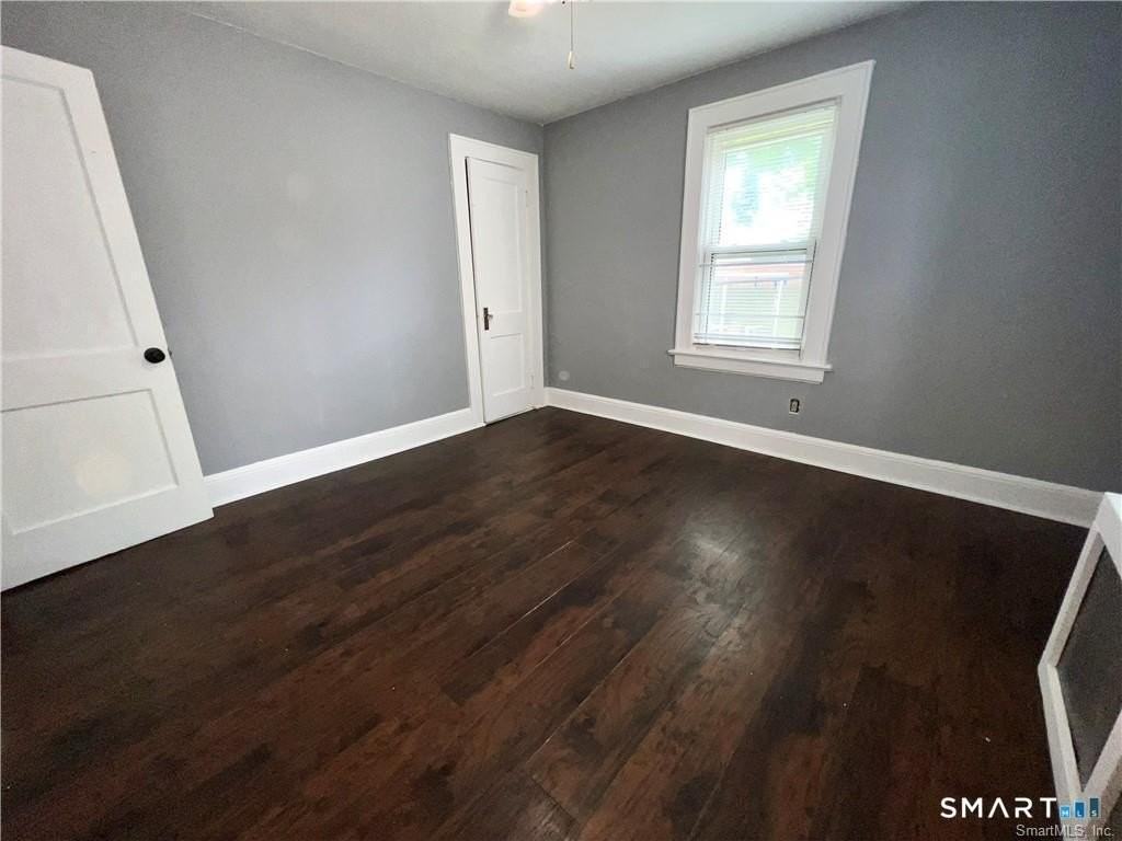 1105 Hillside Ave - Photo 4 of 15