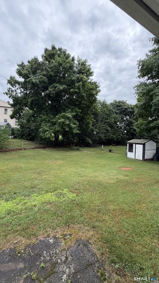 227 Spencer St - Photo 3 of 15