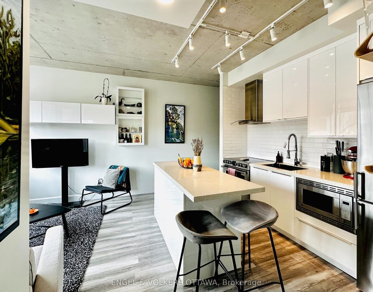 383 Apartment Building - Photo 4 of 15