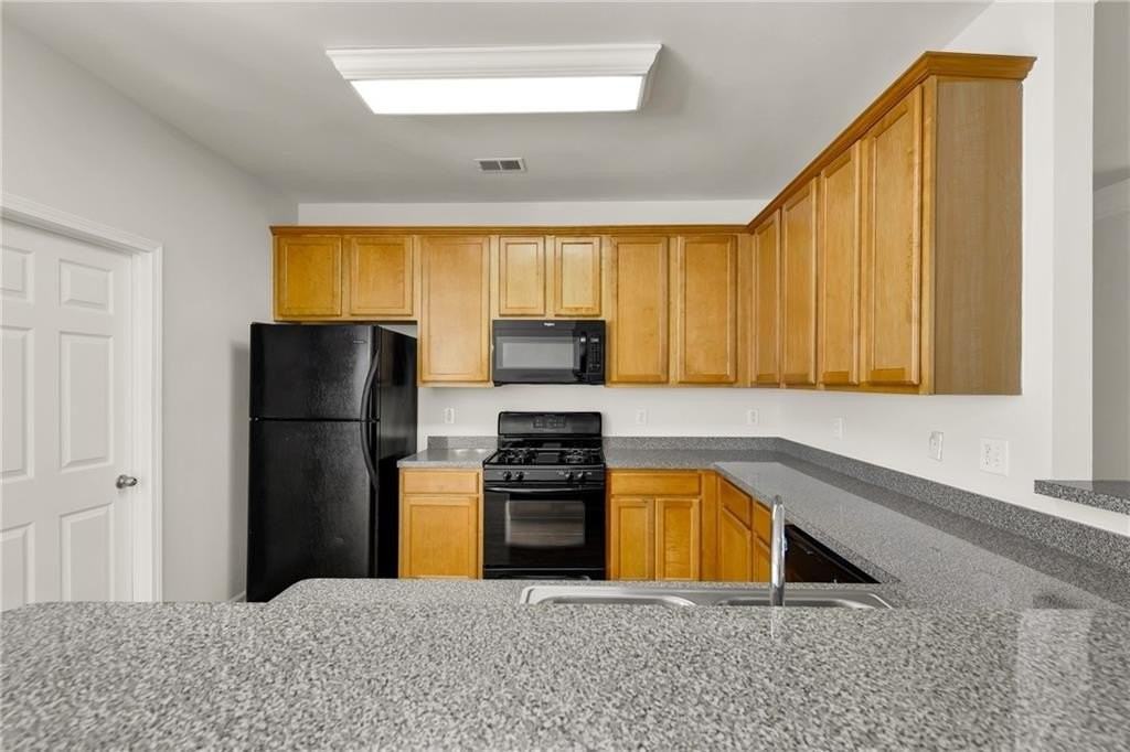 3862 Guilderoy Ln #3 - Photo 6 of 28