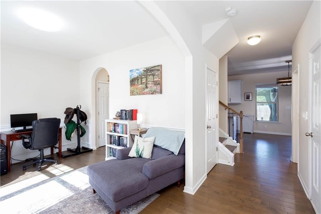 7999 Dawson Ln - Photo 6 of 36