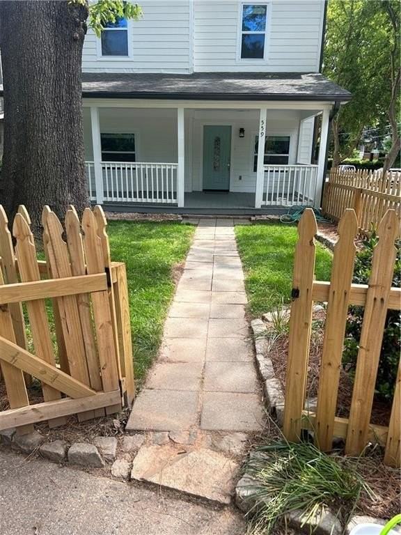 559 Angier Ave Ne - Photo 2 of 28