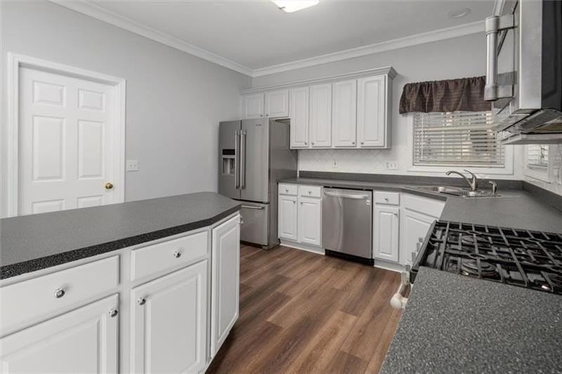 4220 Hunters Green Way Ne - Photo 4 of 37