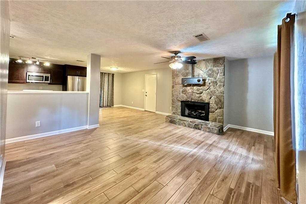 2848 Ancient Oak Ct - Photo 2 of 13