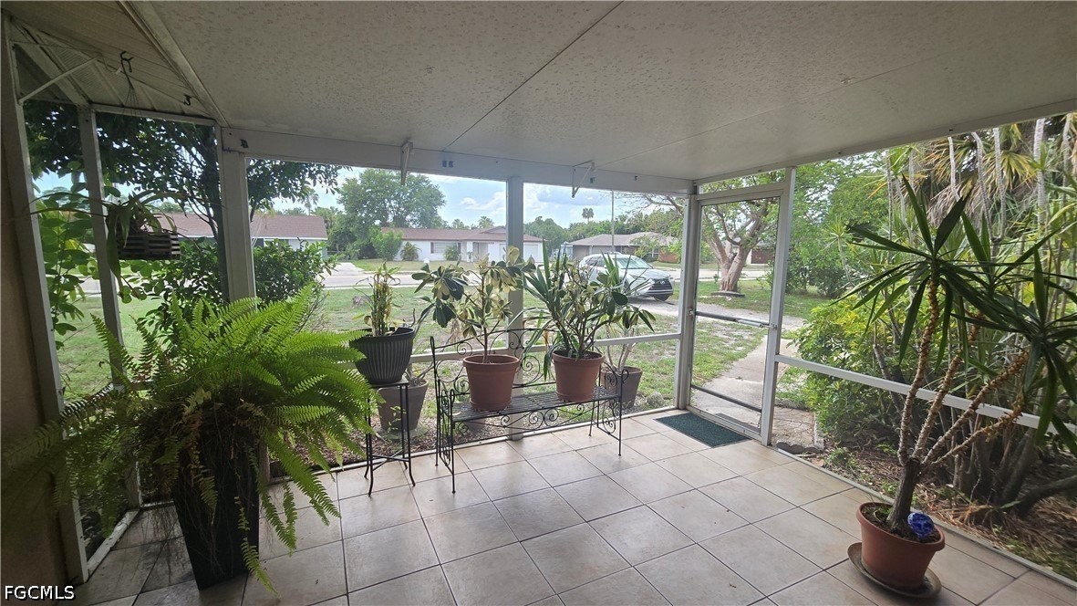 18079 Constitution Cir - Photo 3 of 25