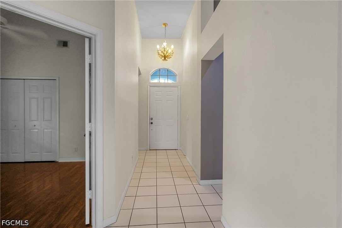 22203 Seashore Cir - Photo 6 of 45