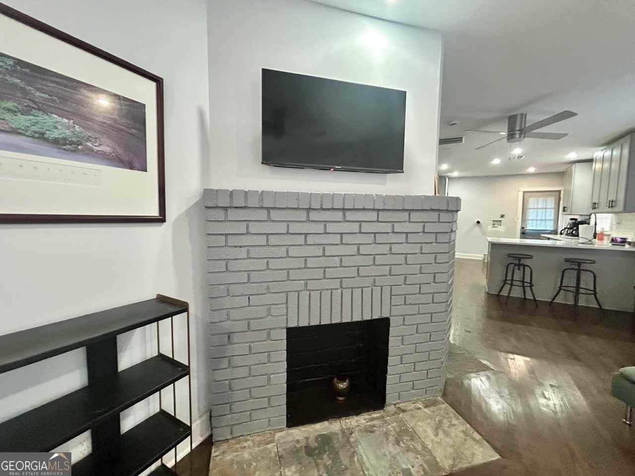 551 Culberson St Sw - Photo 4 of 19