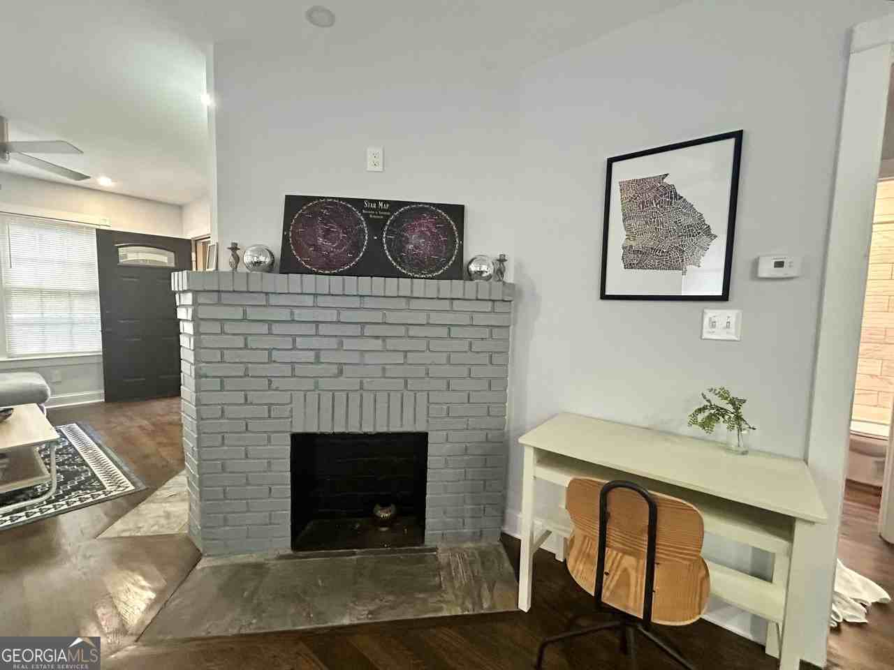 551 Culberson St Sw - Photo 6 of 19