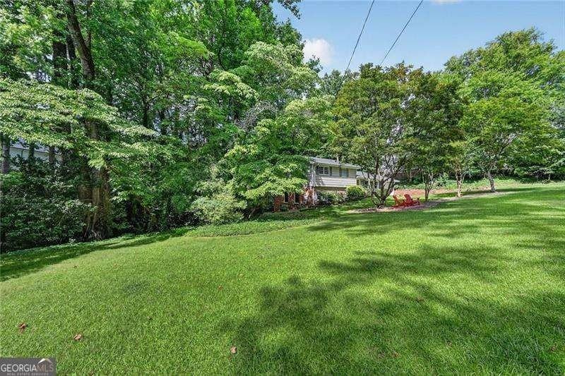 4100 Shawnee Ln Ne - Photo 2 of 27