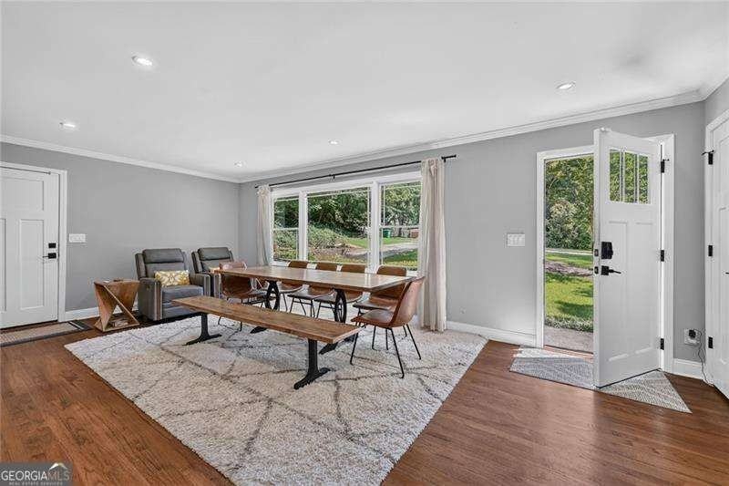4100 Shawnee Ln Ne - Photo 5 of 27