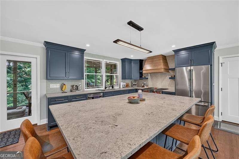 4100 Shawnee Ln Ne - Photo 6 of 27
