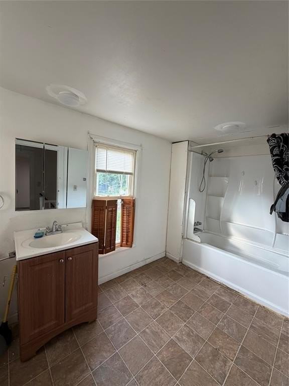 65 Tompkins St - Photo 6 of 11